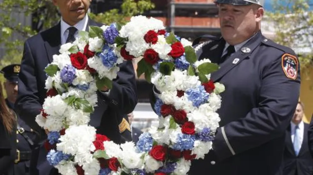 Prezident Barack Obama položil věnec na Ground Zero