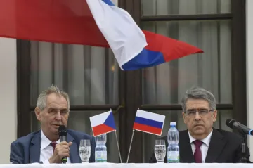 Zeman zachovává historickou pravdu, řekl ruský velvyslanec na recepci k výročí konce války