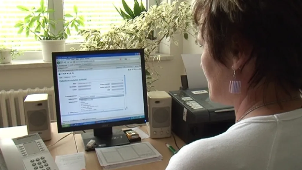 Elektronický systém, který má hlídat objednávání léků a materiálu