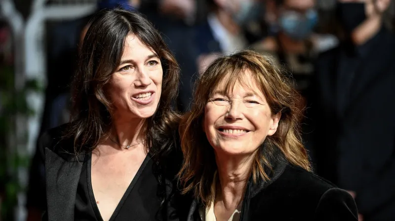 Birkinová s dcerou, herečkou Charlotte Gainsbourgovou