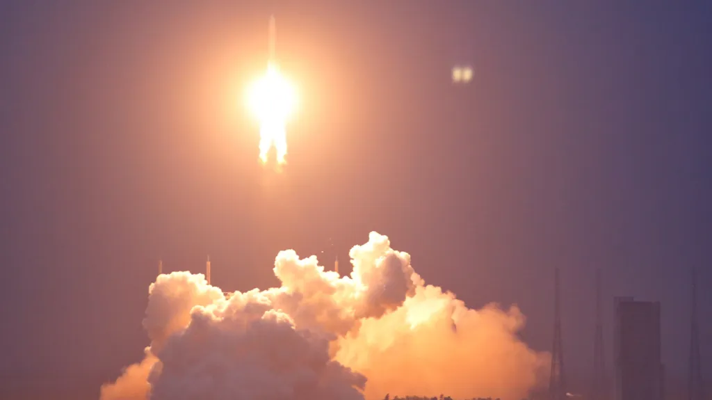 Start rakety Dlouhý pochod 5