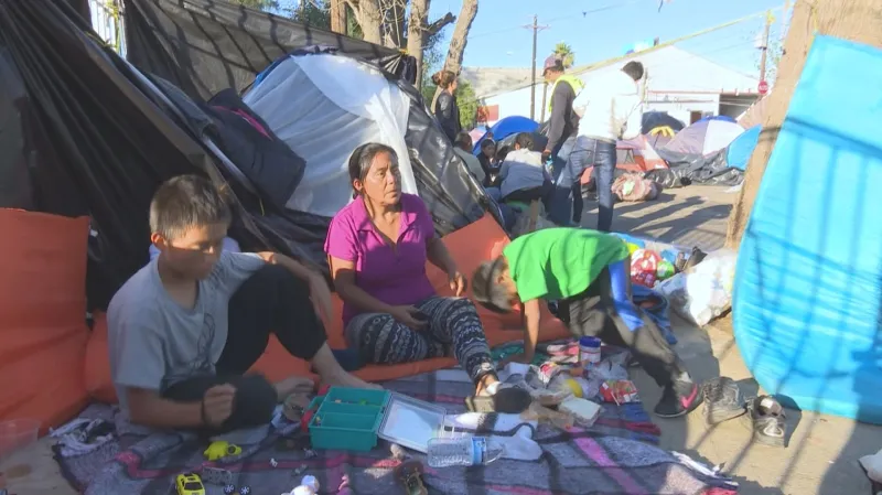 Rodina Imeldy Limaové žije v Tijuaně na chodníku