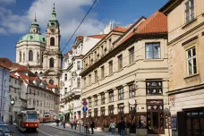 Praha plánuje zpoplatnit vjezd do historického centra. Výjimku by měli rezidenti
