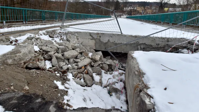 Rekonstrukci žádal také Doubský most, který byl v havarijním stavu (na snímku v lednu 2019)