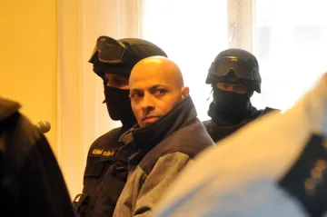 Soud řeší smrt narkomanky. Osudnou dávku pervitinu měla dostat od přítele