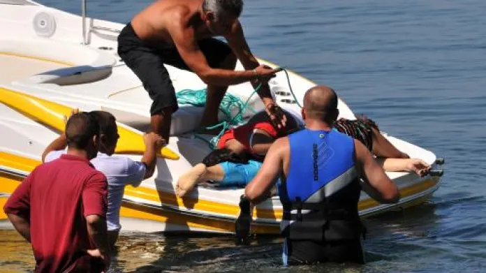 Záchranné práce na jezeře Ochrid