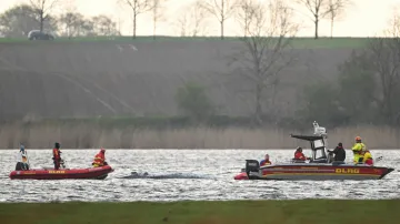 Záchranná operace kolem velryby v Baltském moři