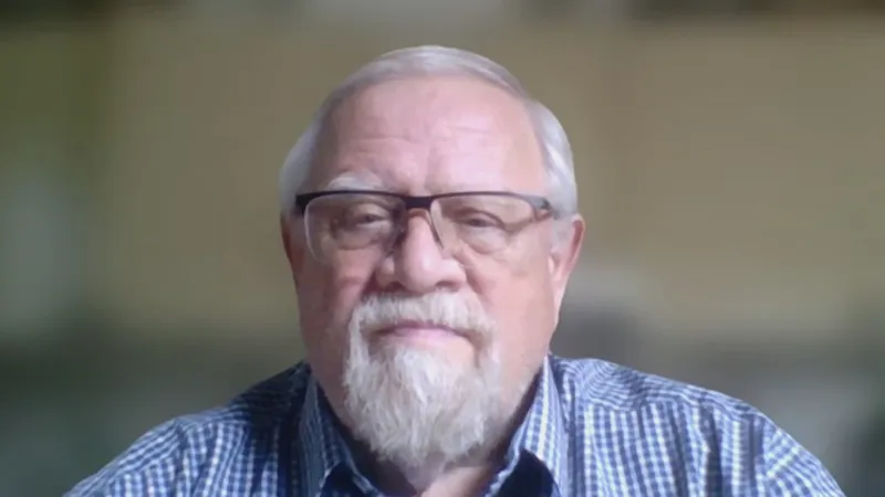 Politolog Daniel Kroupa ke skončení lhůty pro podání kandidátních listin do obecních a senátních voleb