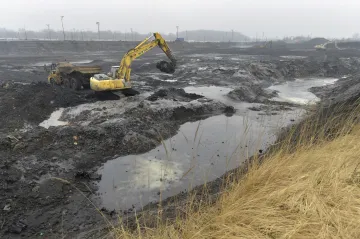 Z Ostravy zmizely všechny kaly z lagun po Ostramu. Zápach z nich obtěžoval místní obyvatele léta