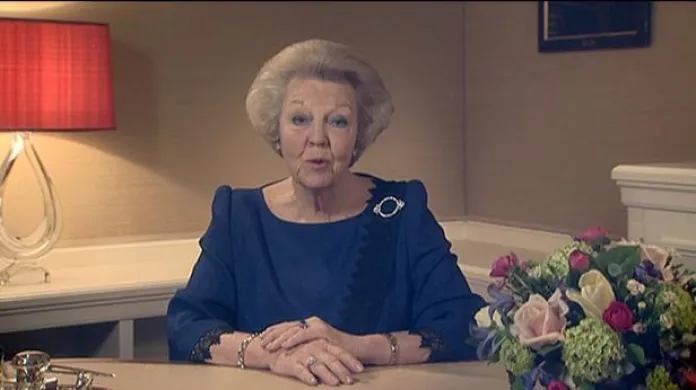 Královna Beatrix v dubnu abdikuje
