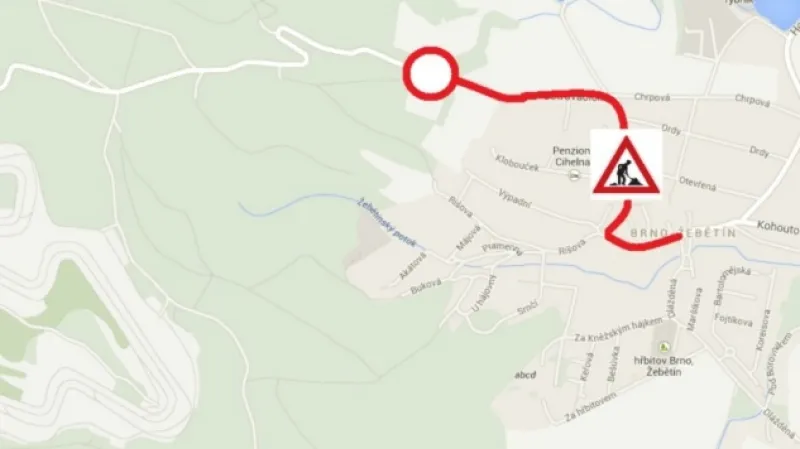 Příjezd po silnici III/3842 od Žebětína