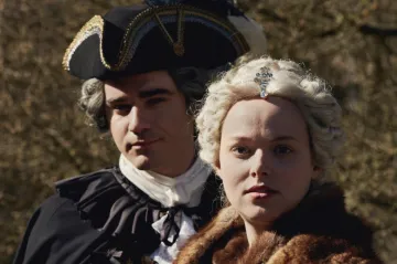 Ukázka: Marie Terezie ve výpravném filmu vládne čtyřem zemím