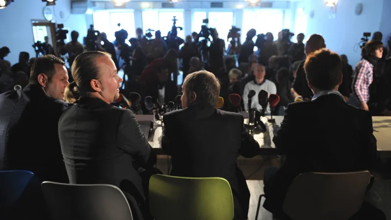 Tisková konference před začátkem soudního procesu