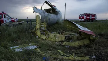 Trosky sestřeleného boeingu