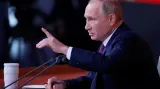 Události: Putin uspořádal tradiční výroční tiskovou konferenci