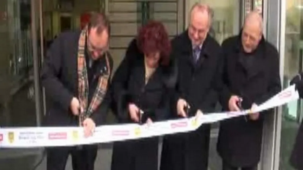 Otevírání budovy  Městského úřadu v Přelouči