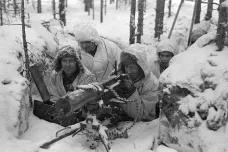 Před osmdesáti lety odmítli Finové ustoupit Sovětům. Jejich přesile se pak v zimní válce bránili tři měsíce