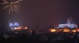 Část novoročního ohňostroje v Brně