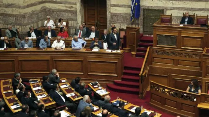 Řecký parlament schválil strukturální reformy