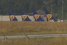 Piloti Ryanairu v Belgii stávkují, chtějí více peněz