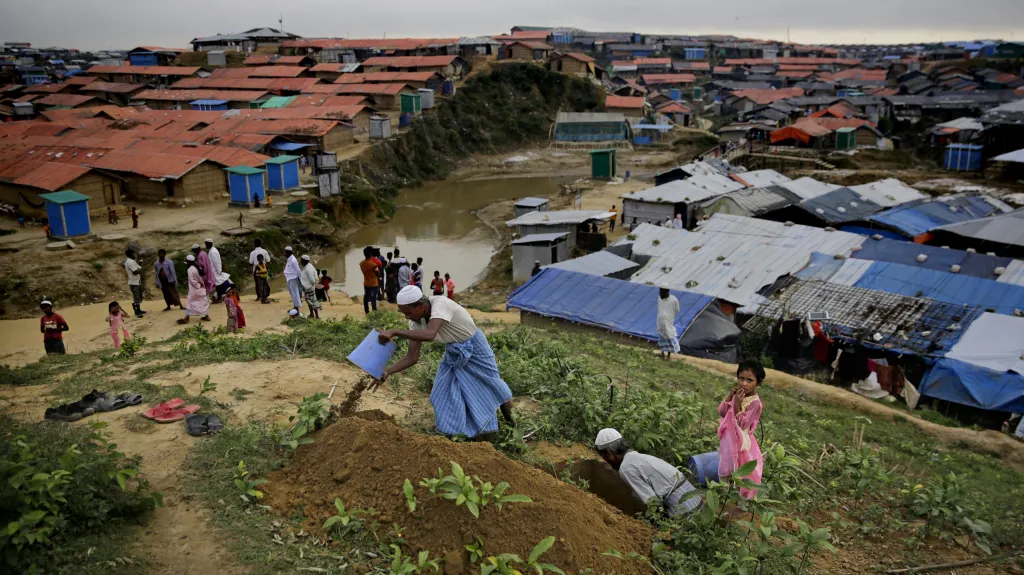 Uprchlický tábor pro Rohingy v Myanmaru