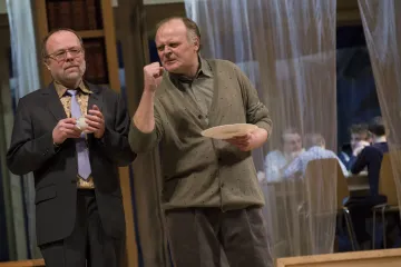 Recenze: Igor Bareš je povedený nepřítel lidu