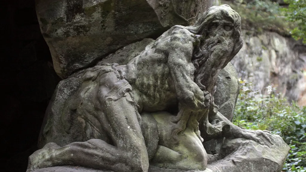 Braunova socha poustevníka v Novém lese u Kuksu