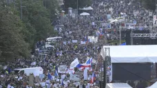 Demonstrace za demisi ministryně spravedlnosti Marie Benešové