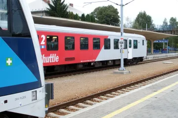 Jak odlehčit koridoru a vrátit tradici? Ožívají plány na návrat expresů do Velenic