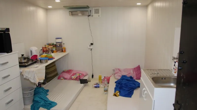 Interiér garáže ve Střekově