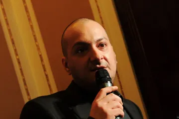 Zemřel moderátor Patrik Hezucký