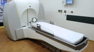 Leksellův gama nůž