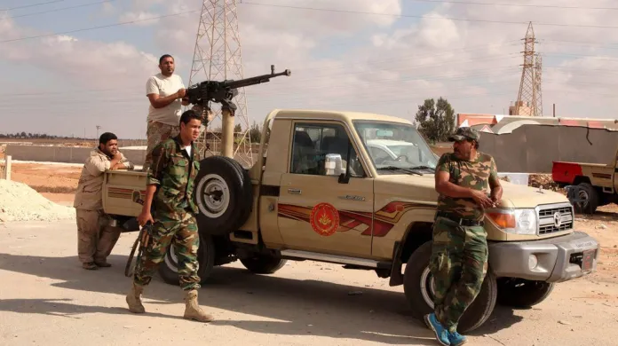 Libyjská armáda hlídkuje