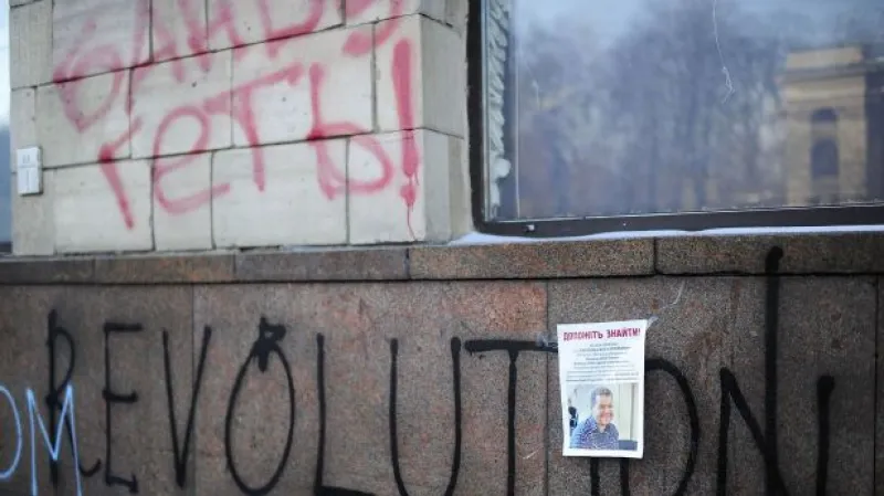 Po válečné krizi znovu propuká i krize politická