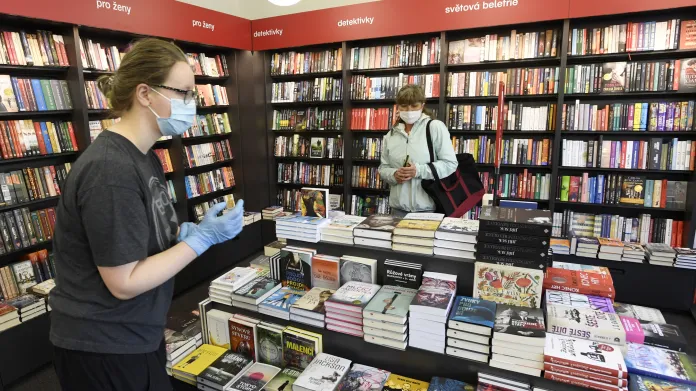 Otevření knihkupectví Kanzelsberger v Praze v době koronavirové krize