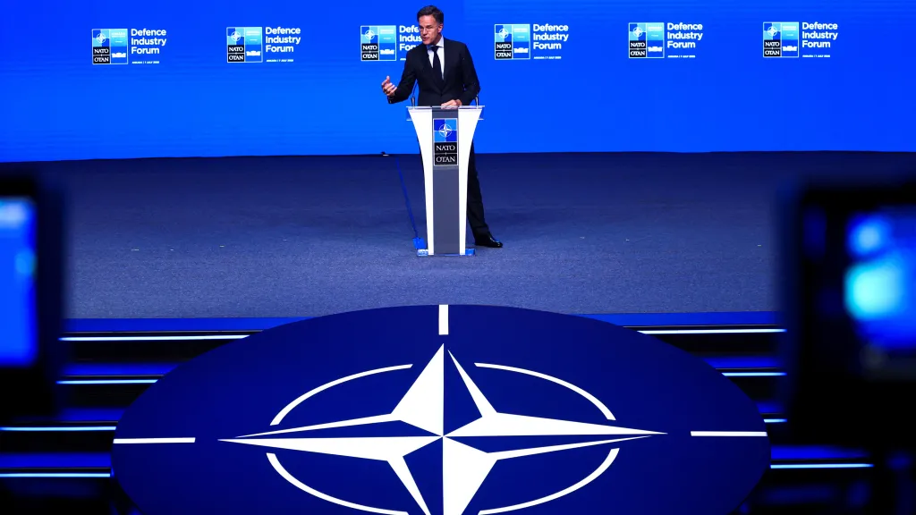 Šéf NATO Mark Rutte na Fóru obranného průmyslu