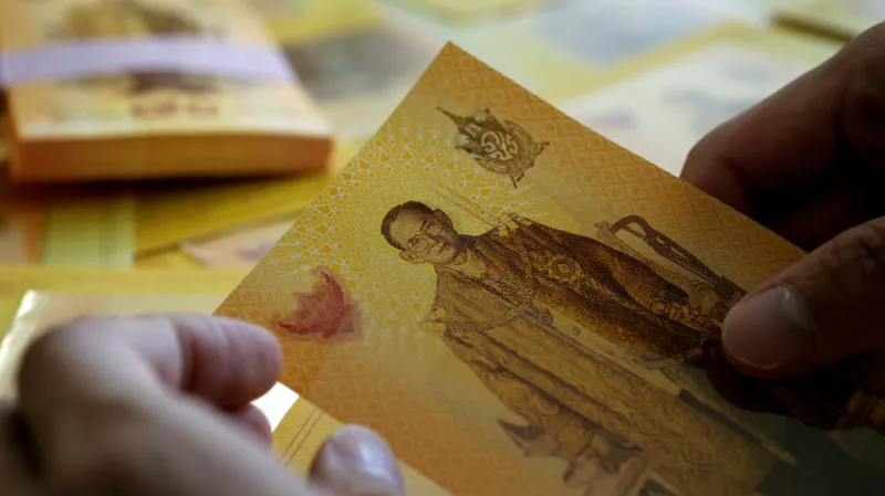 Thajci se modlí za svého krále