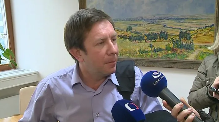 Iniciátor petice proti komunistickém radnímu pro školství