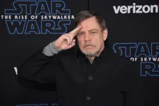 Luke Skywalker podepíše plakáty Hvězdných válek. Výtěžek podpoří ukrajinské drony