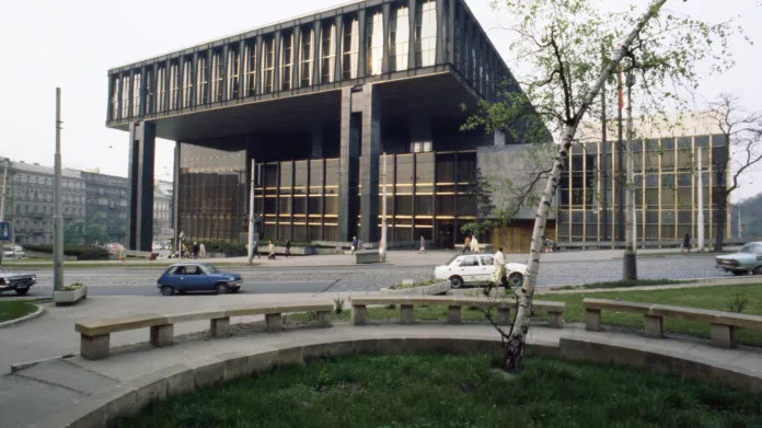 Budova Federálního shromáždění ČSSR, 1981