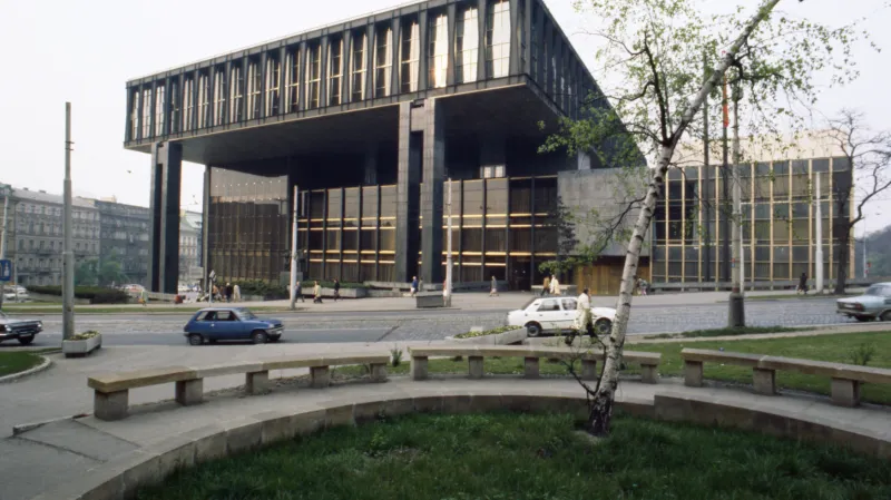 Budova Federálního shromáždění ČSSR, 1981