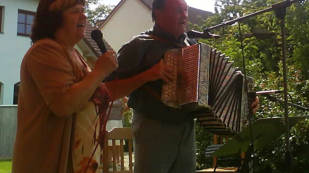 Setkání harmonikářů v Bobrové - archivní fotografie