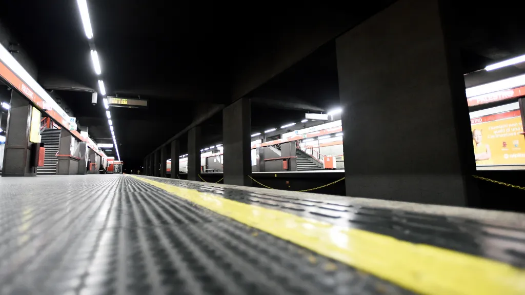 Milánské metro po vyhlášení plošné karantény