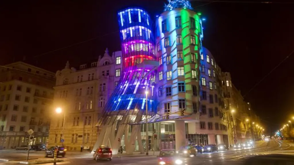 Pražský festival světla Signal / Tančíčí dům
