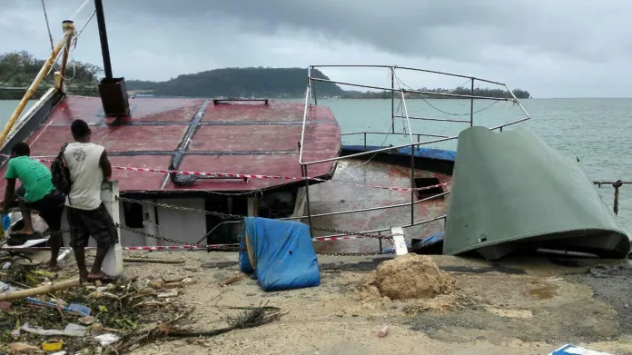 Následky tropické bouře Pam na souostroví Vanuatu