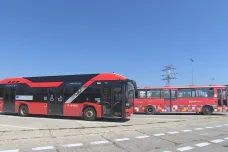 Bratislava prodává čtyřicítku autobusů, na skladě je i ikonická Karosa