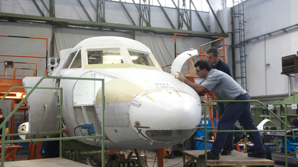 Kunovický výrobce letadel dluží věřitelům čtyři sta milionů korun