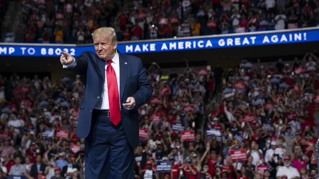Americký prezident Donald Trump na předvolebním mítinku v Tulse v Oklahomě