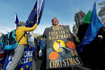 Odchod, který se nestal. S říjnem měla skončit i brexitová anabáze