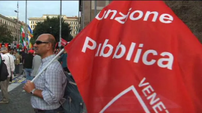 Italští zaměstnanci veřejného sektoru stávkují